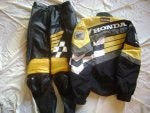 honda-racing-suit.jpg